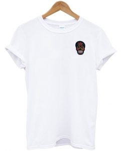 Suspicious skull T-shirt