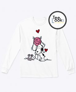 Loves Snoopy Sweatshirt
