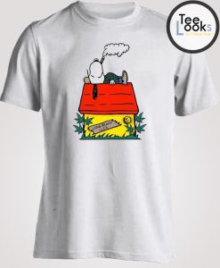 Snoopy Dog Smoking T-shirt