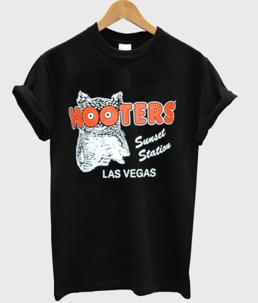 hooters las vegas t-shirt IGS