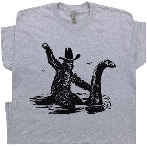 BIGFOOT SHIRTS HILARIOUS LOCH NESS MONSTER REALLY VINTAGE T-SHIRT DX23