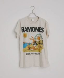 RAMONES ROCKAWAY BEACH T-SHIRT G07