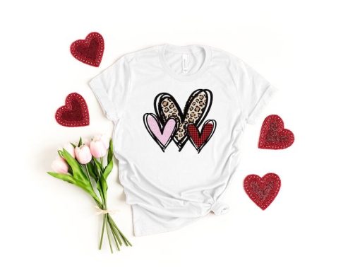3 Doodle Heart Valentine T-shirt AL